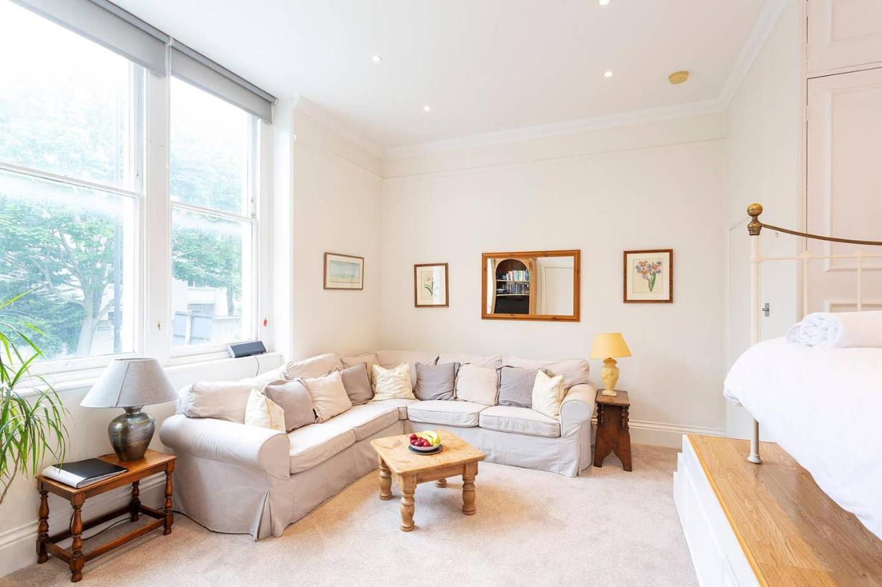Charming Studio Near Clapham Common Appartement Londen Buitenkant foto
