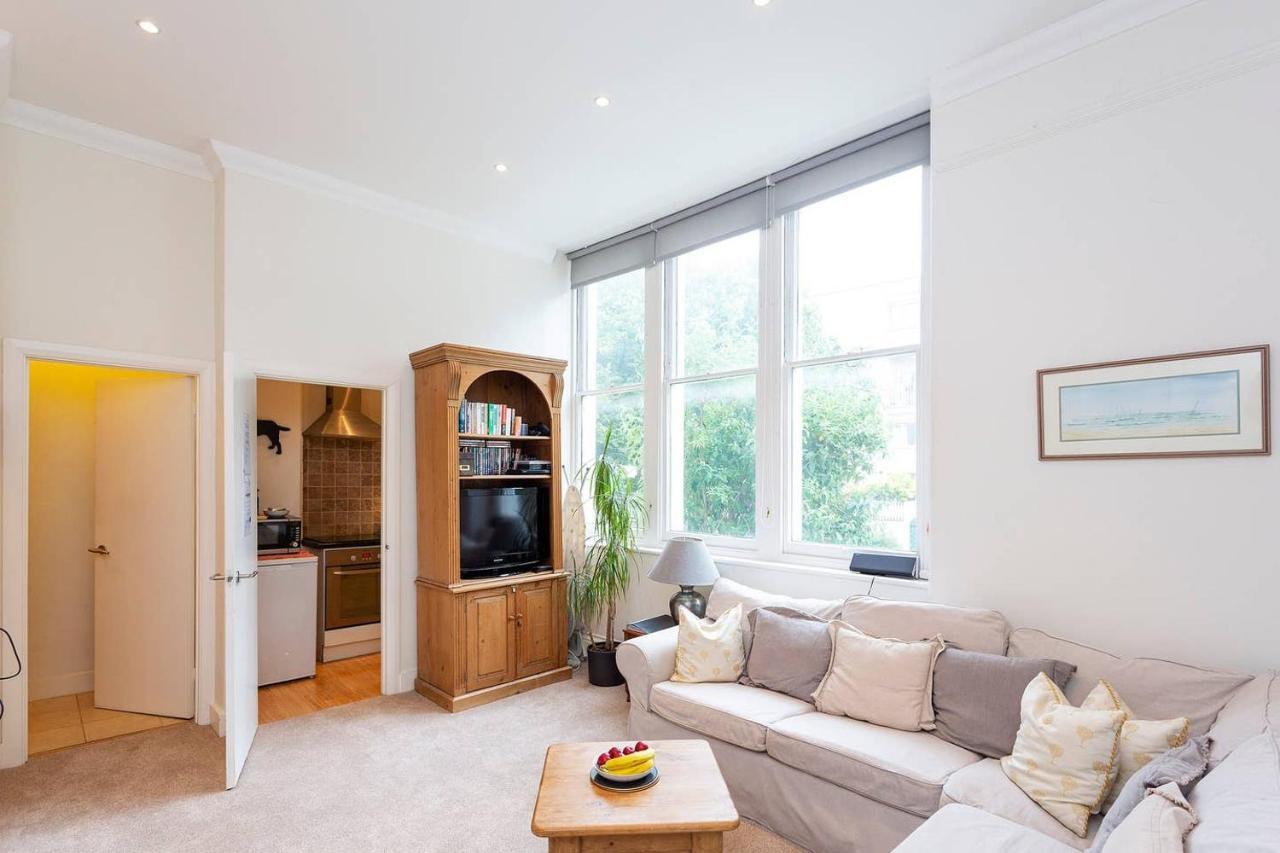 Charming Studio Near Clapham Common Appartement Londen Buitenkant foto